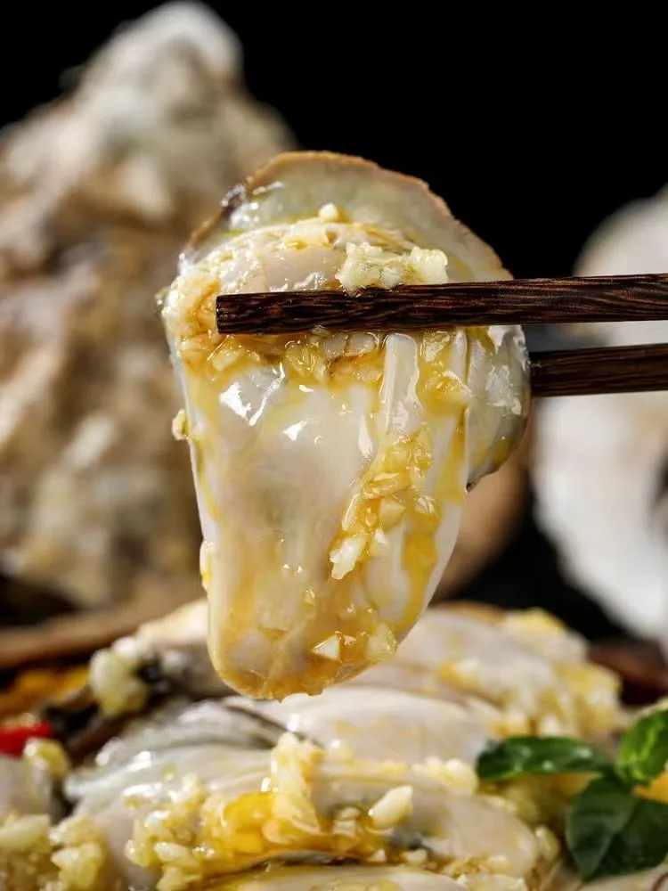 🦪【當季鮮味生蠔罐頭】打開即享海洋鮮香！ 嚴選新鮮生蠔製作，保留濃郁海味與鮮嫩口感。 ✨ 蠔肉飽滿｜入口鮮香 ✨ 醬汁入味｜越吃越下飯 ✨ 開罐即食｜簡單快速享用 搭配白飯、粥品、麵食都超適合！ 忙碌時快速加菜 家庭聚餐提升餐桌風味 冰箱常備，隨時享受鮮美海味。 - 5